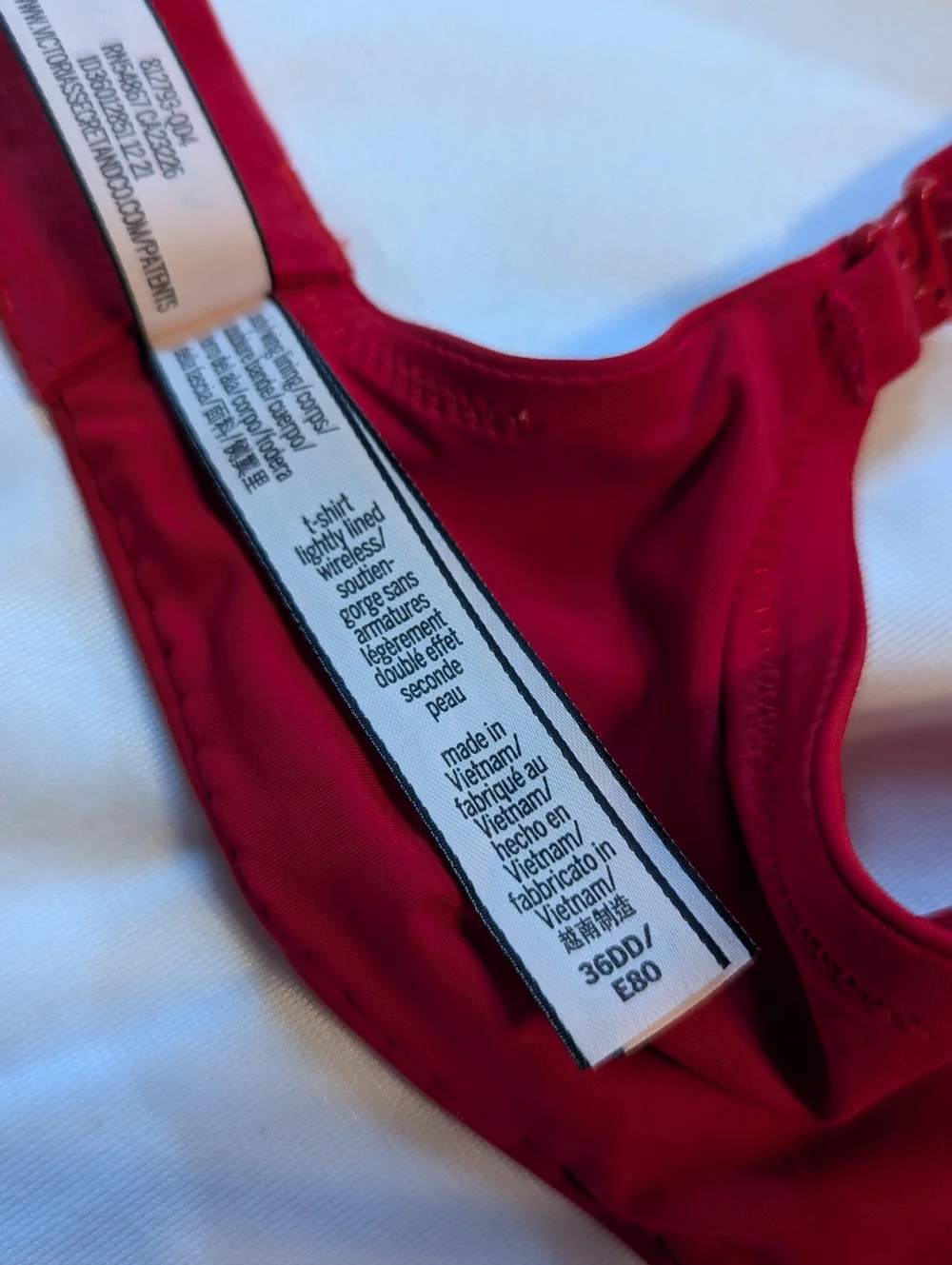Victoria Secret Red T Shirt Padded Bra Size 36DD - Picture 7 of 8